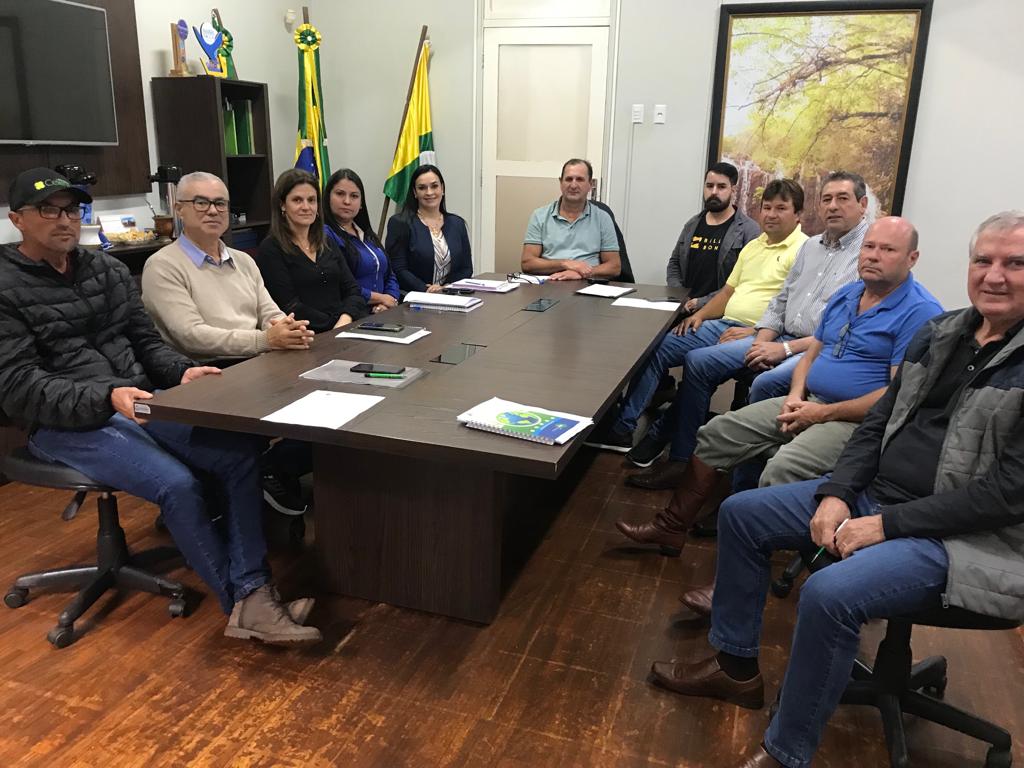 Ruben e Taborda reúnem-se com os Secretários Municipais